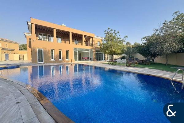 5 Beds | Private Pool | Golf Course View